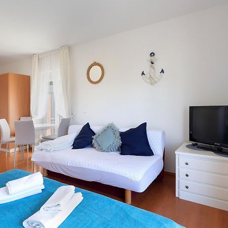 Apartament Moro Vrbnik Zewnętrze zdjęcie