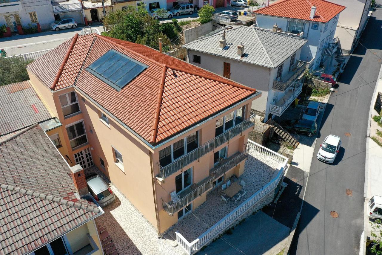 Apartament Moro Vrbnik Zewnętrze zdjęcie