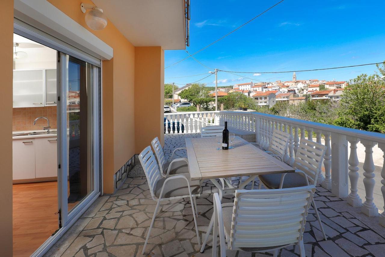 Apartament Moro Vrbnik Zewnętrze zdjęcie