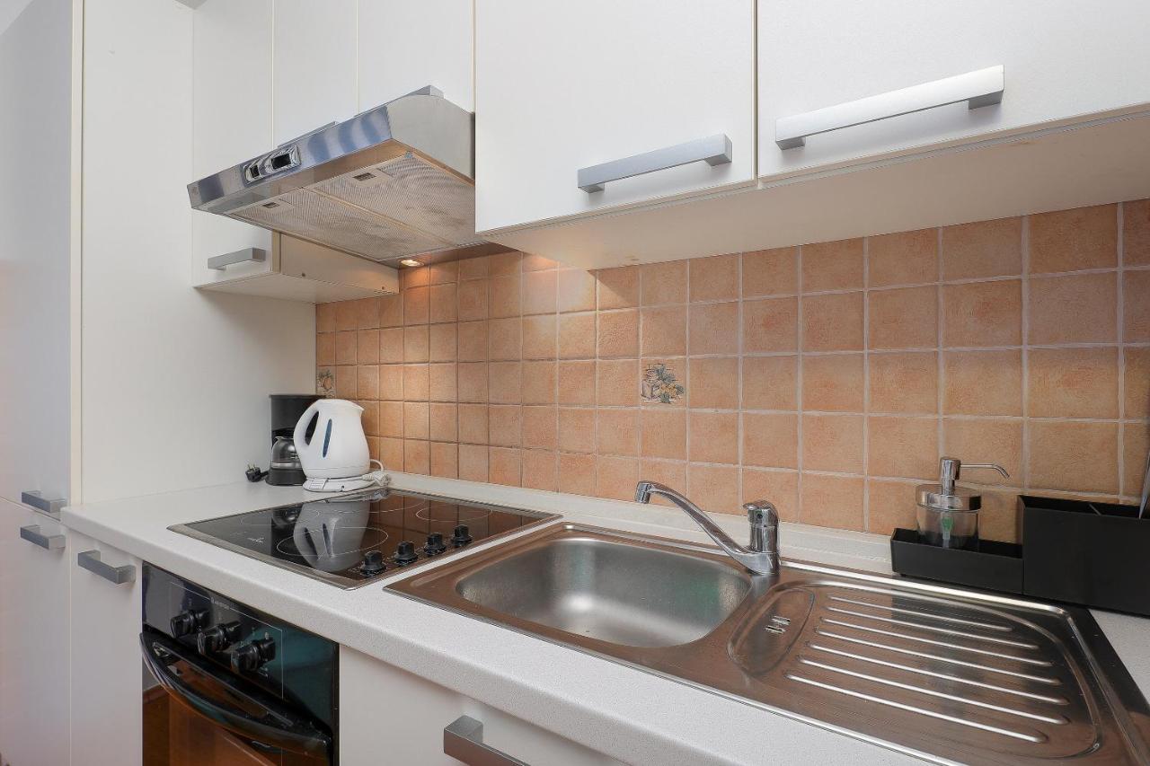 Apartament Moro Vrbnik Zewnętrze zdjęcie