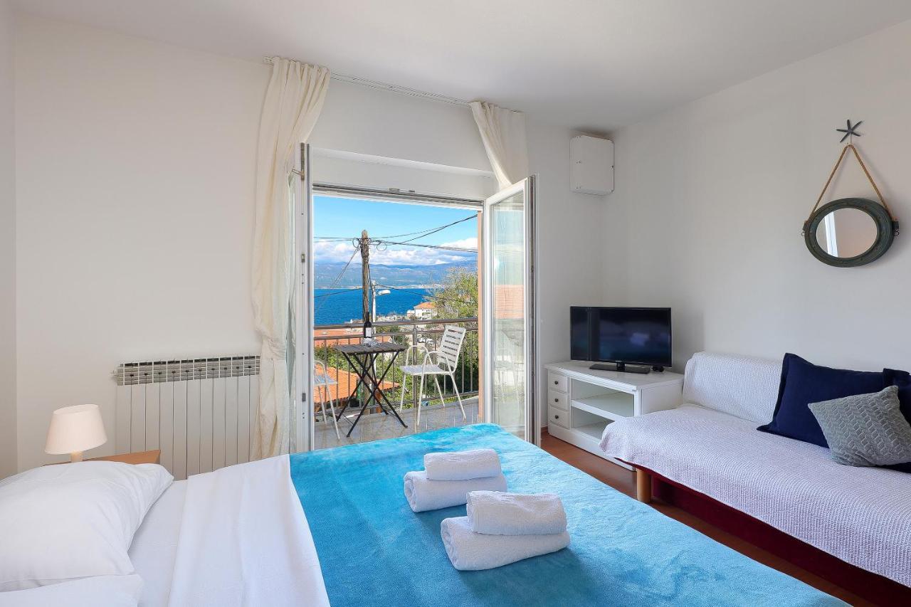 Apartament Moro Vrbnik Zewnętrze zdjęcie